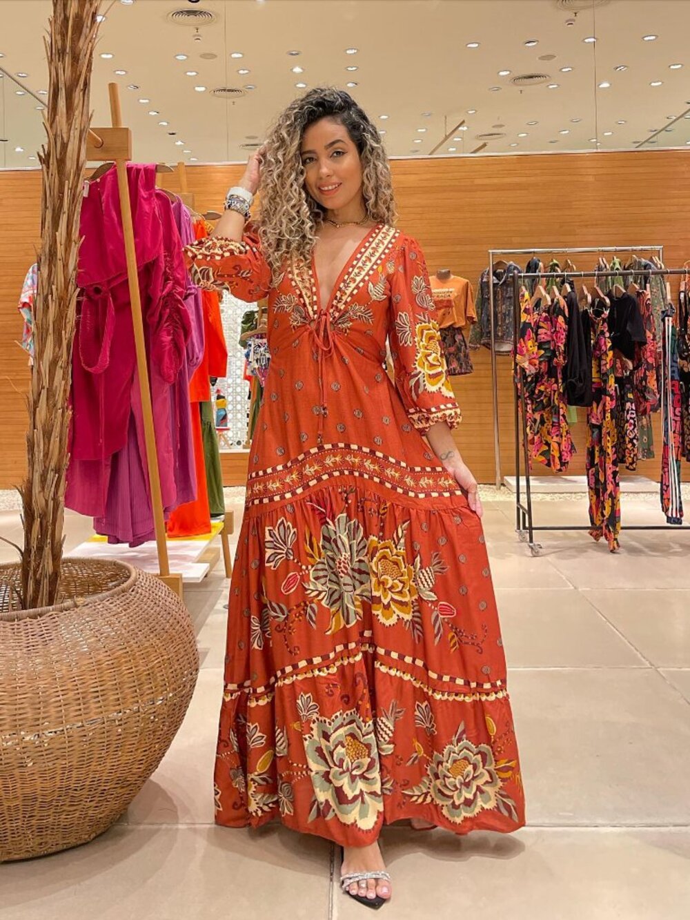 STUNNING FARM Rio Winter Garden Maxi Dress sz XS NWOT - Brazil Line Exclusive!!! - Picture 6 of 10